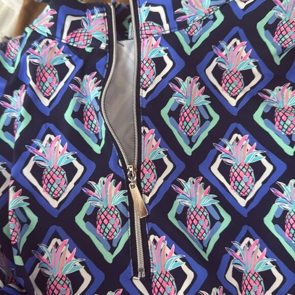 Anthony’s Resort Wear Pineapple Climbing Vines Cooling UPF50+ Mock‎ Neck Top - Picture 10 of 10